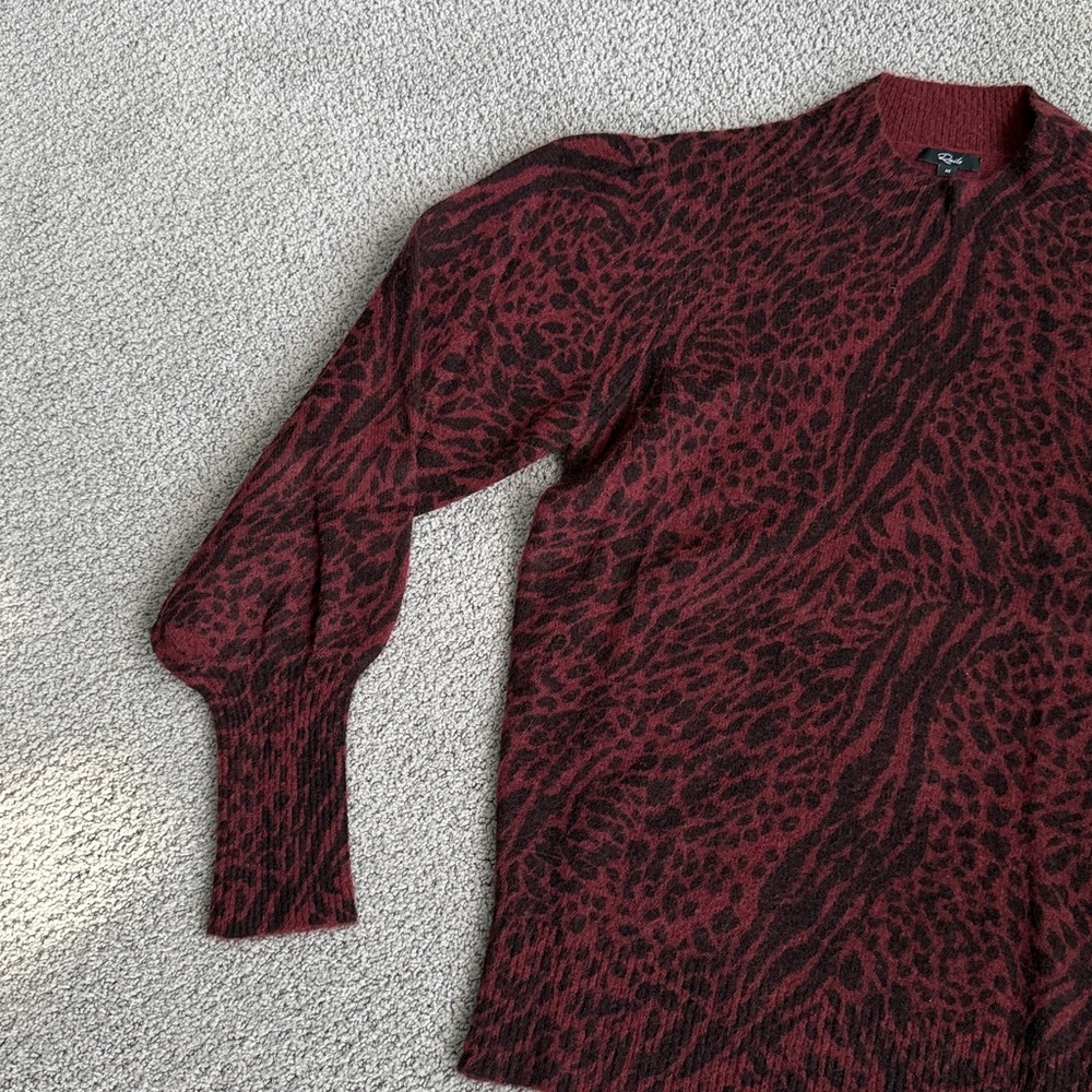 Rails women’s Sweater - Picture 3 of 6